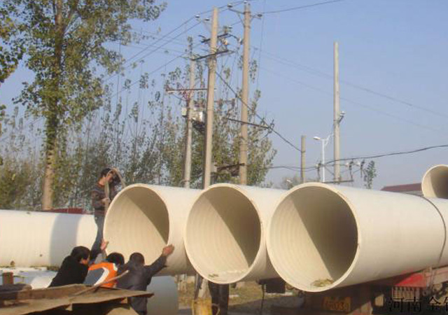 雙扣聚氯乙烯增強管的性能如何？