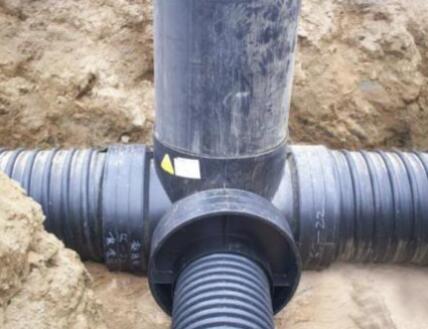 施工當(dāng)中突遇塑料檢查井漏水怎么解決？