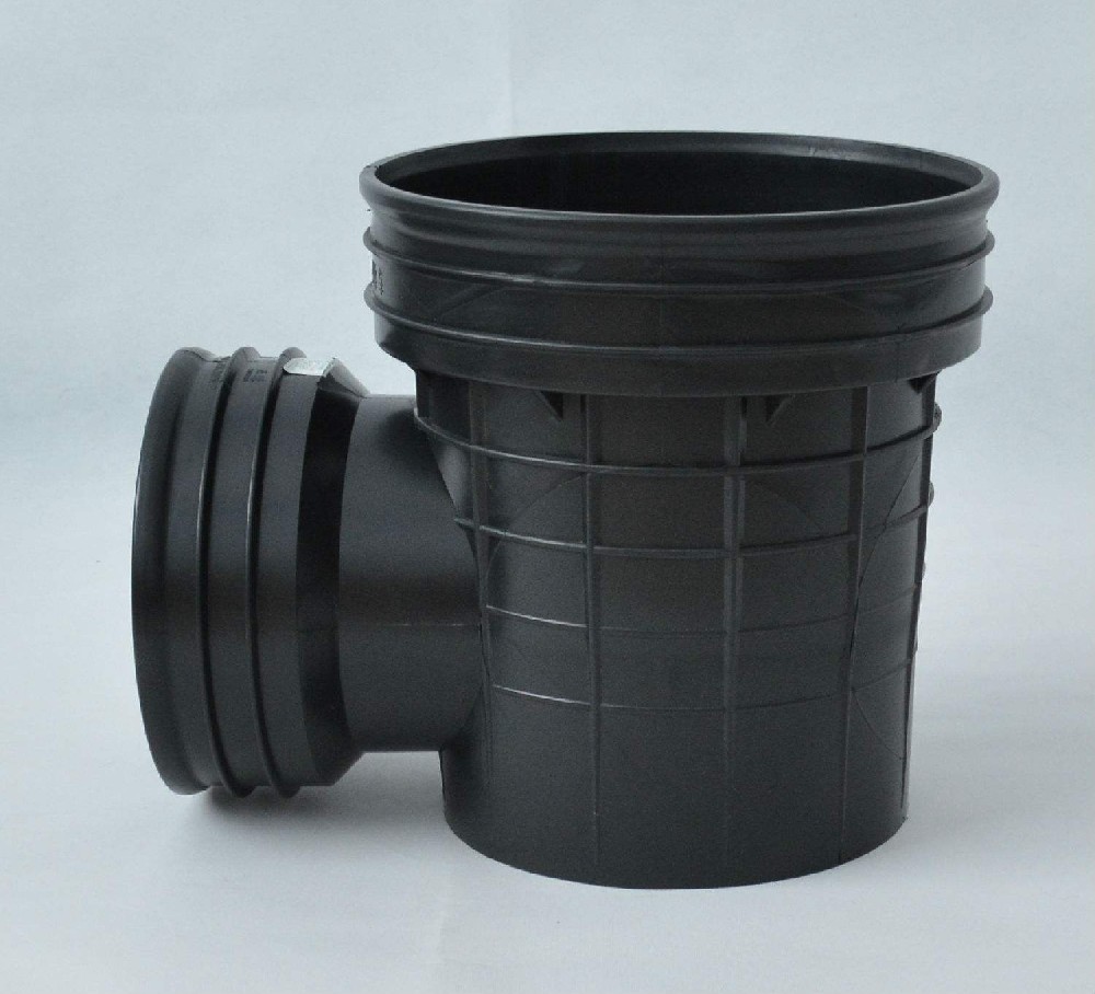 鋼帶增強聚乙烯波紋管如何與塑料的檢查井連接？